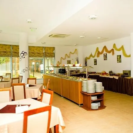 Ξενοδοχείο με διαμερίσματα Rio Grande Hotel 4*